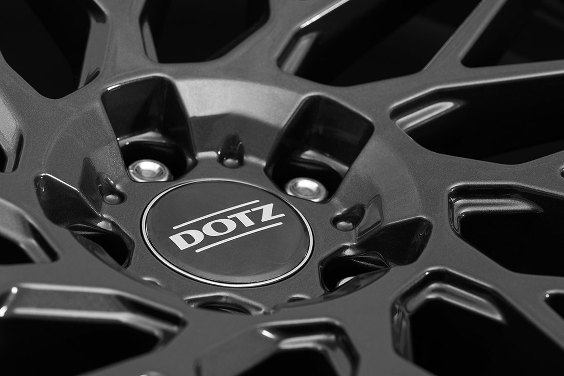 AEZ vs. DOTZ: Which Alloy Wheel Brand Is Best for You?