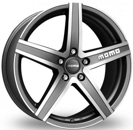 MOMO - Hyperstar Evo